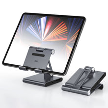 Load image into Gallery viewer, ESR 8-in-1 Portable USB C Stand Hub - Silver
